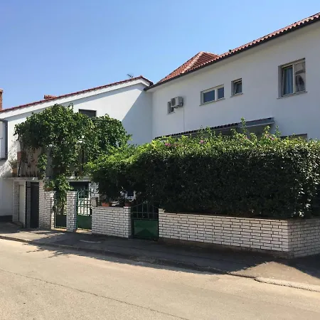 Studio Lungomare Apartmán Pula